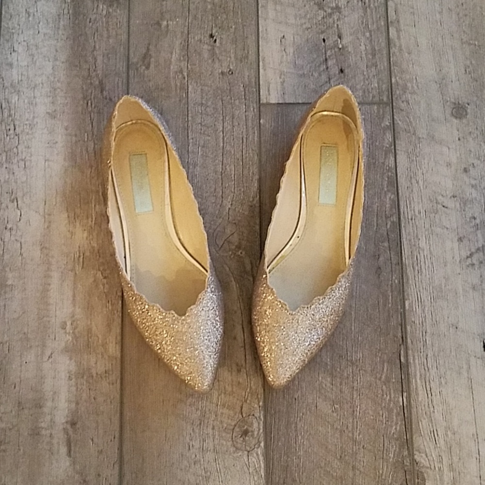 Betsy Johnson Scalloped Glitter blue bottom flat